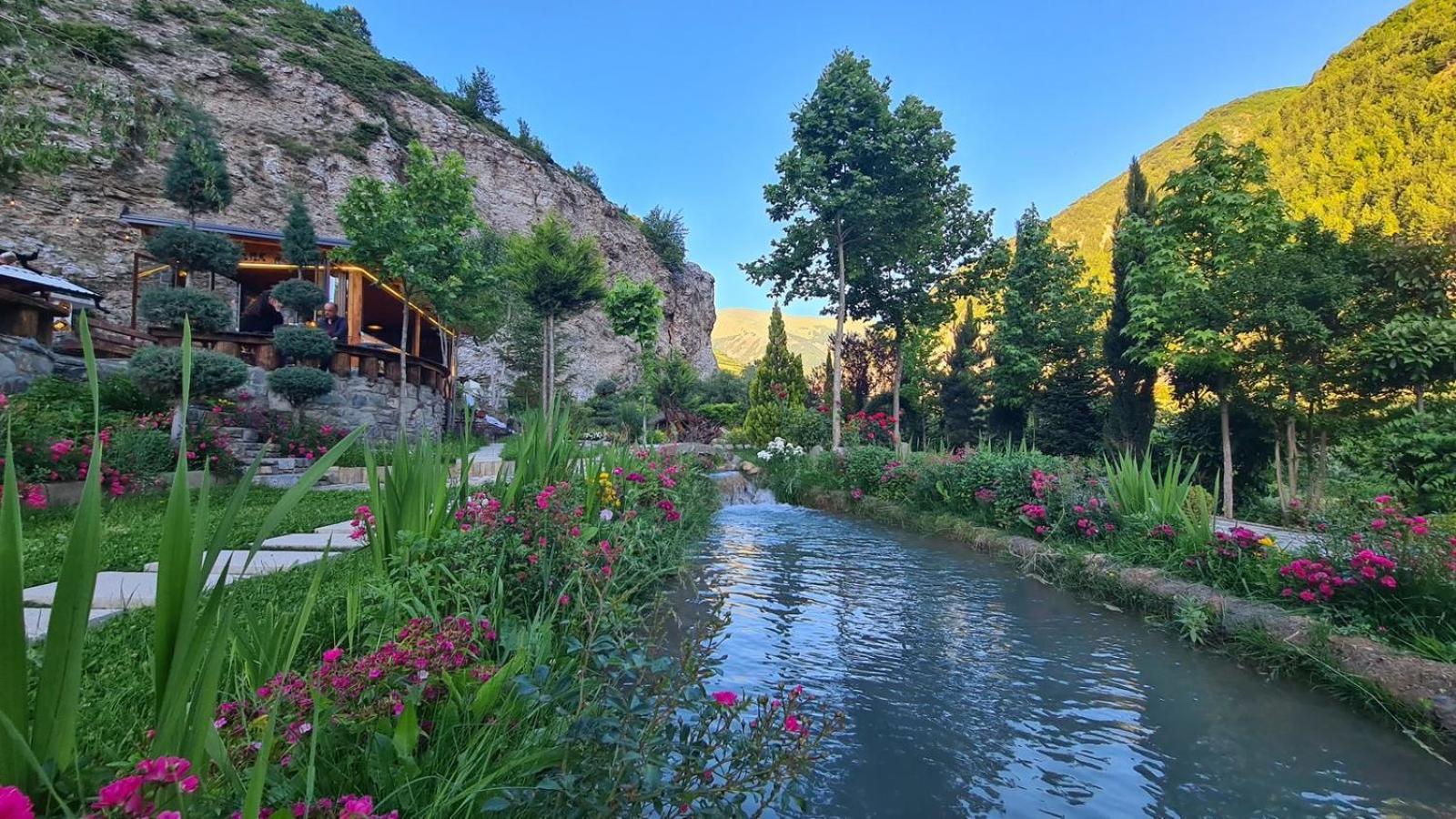 Dibra Park Agrotourism Hotel Peshkopi Exterior foto