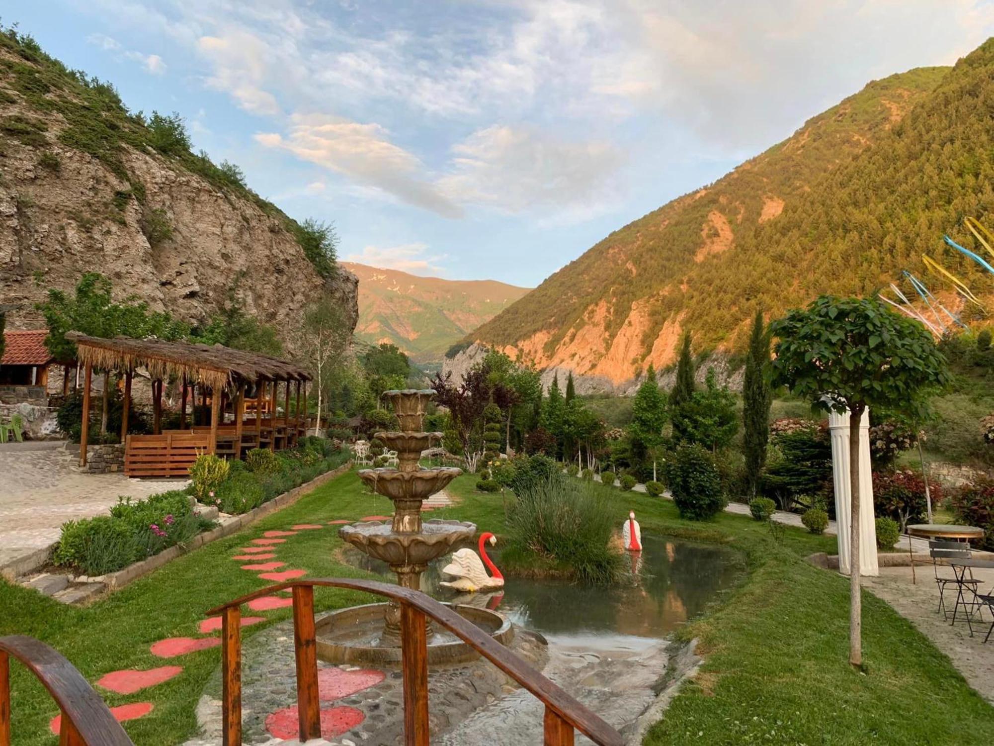 Dibra Park Agrotourism Hotel Peshkopi Exterior foto